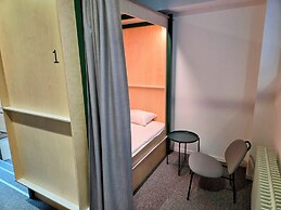 Green Marmot Capsule Hotel Geneva