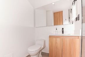Metropolitan Living by HOUSY
