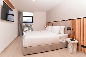 Metropolitan Living by HOUSY
