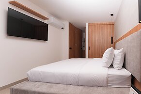 Metropolitan Living by HOUSY
