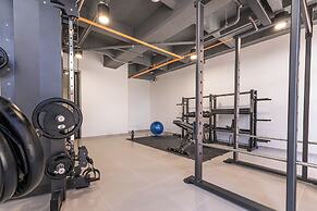 Metropolitan Living by HOUSY