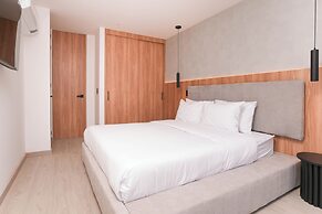 Metropolitan Living by HOUSY