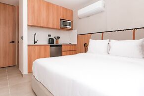 Metropolitan Living by HOUSY