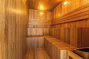 Metropolitan Living by HOUSY