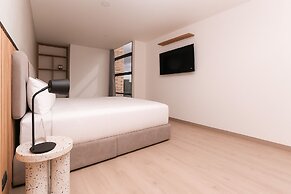 Metropolitan Living by HOUSY