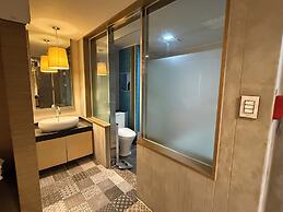 May Hotel