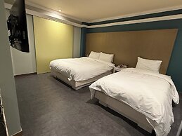 May Hotel
