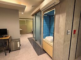 May Hotel