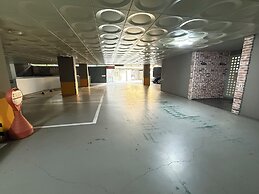May Hotel