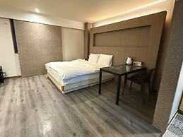 May Hotel