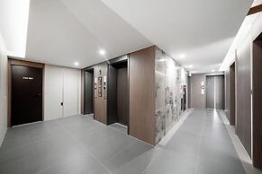 Crystal Hotel