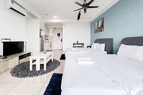 ICity Luxury Condo by Smarthome