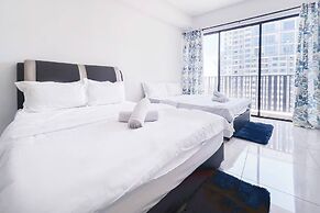 ICity Luxury Condo by Smarthome