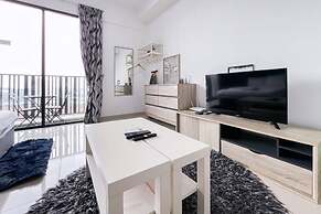 ICity Luxury Condo by Smarthome