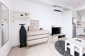 ICity Luxury Condo by Smarthome