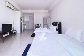 ICity Luxury Condo by Smarthome
