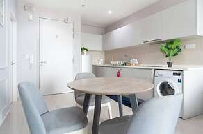 ICity Luxury Condo by Smarthome