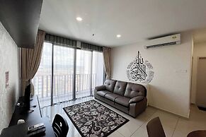 ICity Luxury Condo by Smarthome