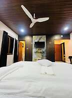 Shivani Sunset Bay Beach Resort