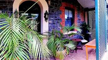 Unwind Cumberland Park Apartment