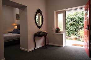 Unwind Mannum Riverside Retreat