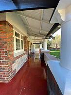 Unwind Westbourne Park Saltpool Hideaway