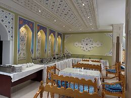 Minorai Kalon Hotel