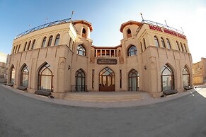 Minorai Kalon Hotel