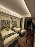 The Greenhive Hotel