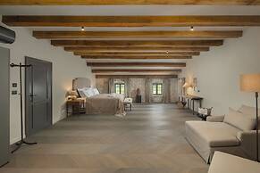 San Tomasini Heritage Hotel