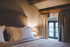 San Tomasini Heritage Hotel