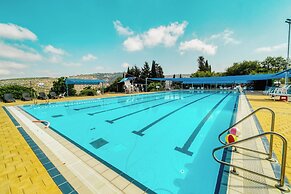 MAMAD - Keshet Eilon View Retreat by Sea N' Rent