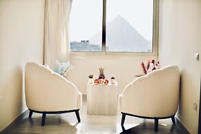 Legend Pyramids Inn