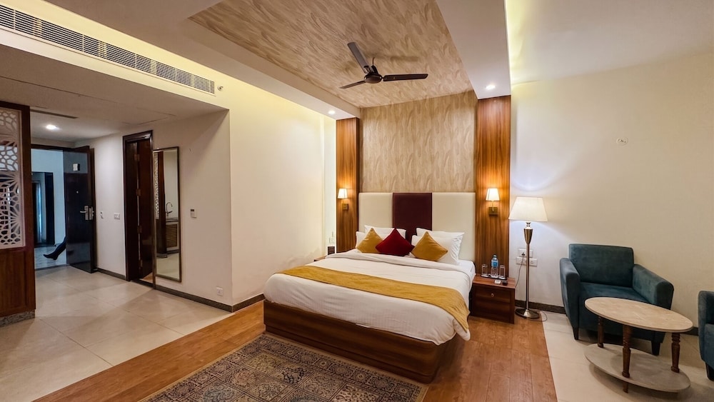 Haut Monde Rajputana Palace