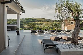 Luxury Villa Kim Momjan