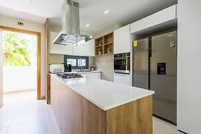 2BR Gardenia Retreat - Picuzzi & Pool