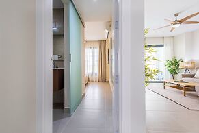 2BR Gardenia Retreat - Picuzzi & Pool