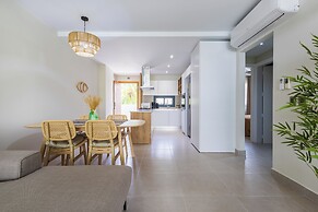 2BR Gardenia Retreat - Picuzzi & Pool