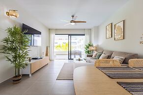 2BR Gardenia Retreat - Picuzzi & Pool