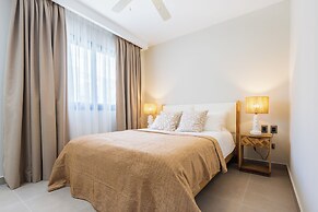 2BR Gardenia Retreat - Picuzzi & Pool