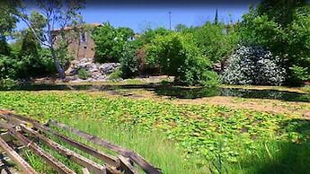 Valira Stathmos Home - Rustic Charm Cottage W Garden