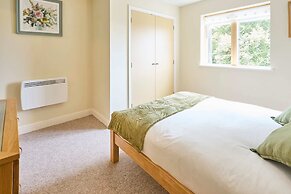 Host Stay Newport House Apartment