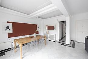 Massive 2-combo apt Unbeatable Acropolis Views 9pax