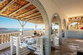 Villa Las Palomas by At Home Costa del Sol