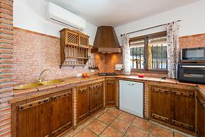 Villa La Coscoja by At Home Costa del Sol
