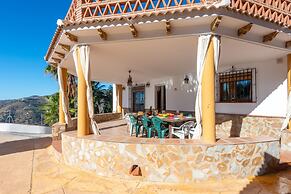 Villa La Coscoja by At Home Costa del Sol