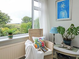 3 Chantry Hill