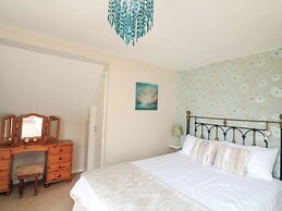 3 Chantry Hill