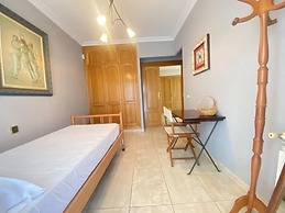 Th103 Villa Espaciosa con Piscina Privada y Jard n