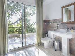 Th103 Villa Espaciosa con Piscina Privada y Jard n
